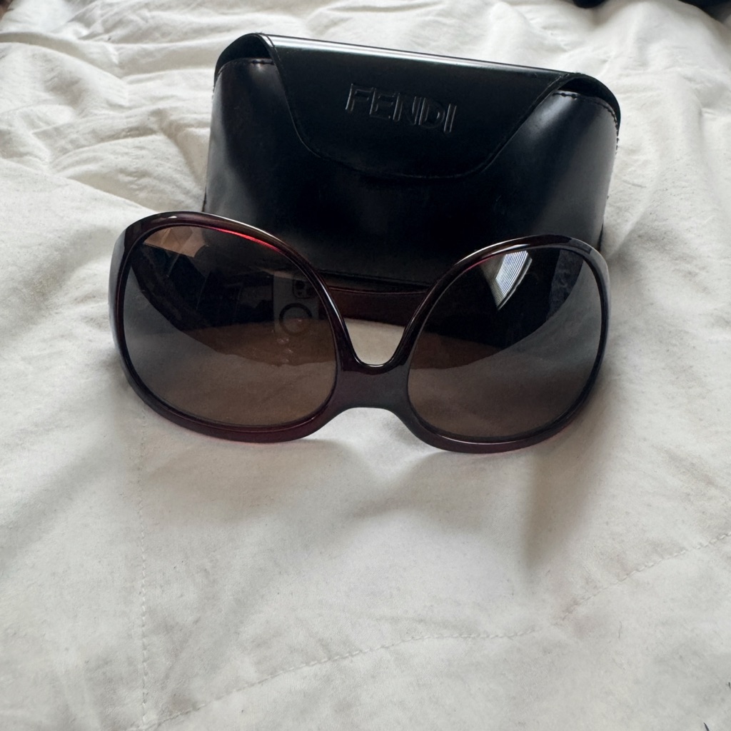 Authentic Fendi Women's Burgundy Sunglasses